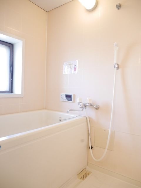 ��ʌ��@�c�s���U���ڂ̃}���V�����̃o�X