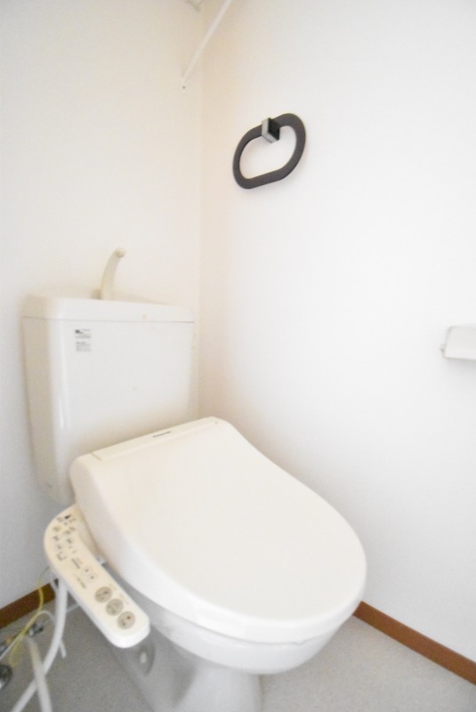 ��ʌ��������܎s�k��������Q���ڂ̃A�p�[�g�̃g�C��