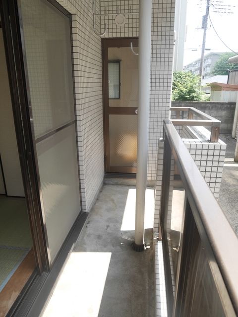 ��ʌ��@�c�s���U���ڂ̃}���V�����̃o���R�j�[