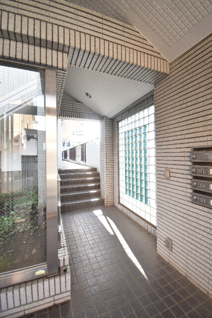 ��ʌ�����s������P���ڂ̃}���V�����̃G���g�����X