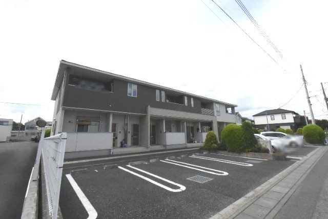 ��ʌ��k�����S�ɓޒ����Q����303-1�̃A�p�[�g�̌����O��