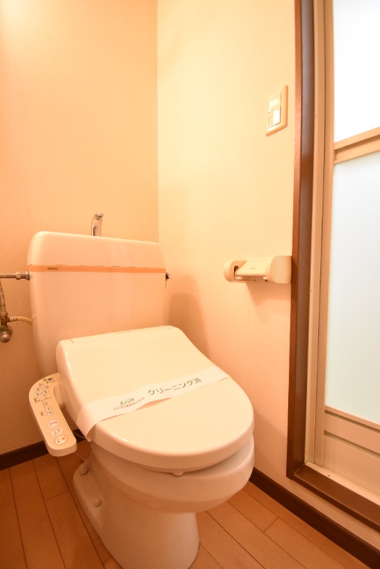 ��ʌ�����s�����J�{���Q���ڂ̃}���V�����̃g�C��