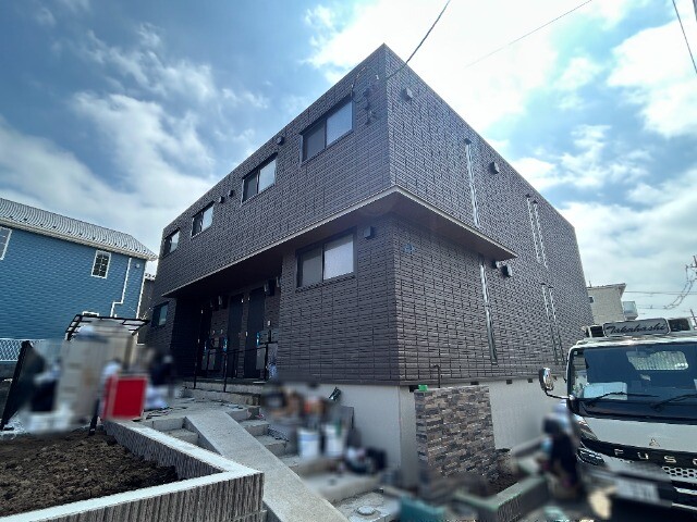 ��ʌ��������܎s����厚�w��̕ʏ�271�̃}���V�����̌����O��