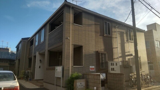 ��ʌ�����s�����P���ڂ̃A�p�[�g�̌����O��