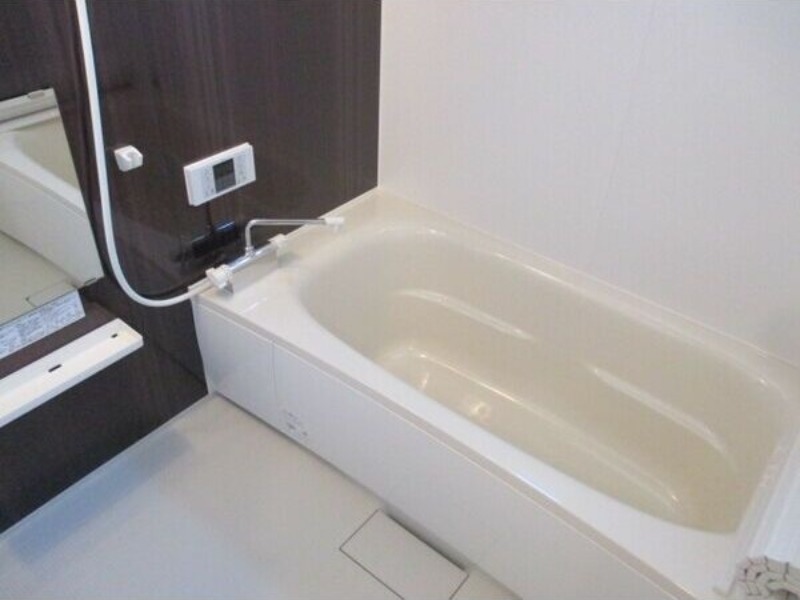 ��ʌ��������܎s�΋�厚�O���̃A�p�[�g�̃o�X