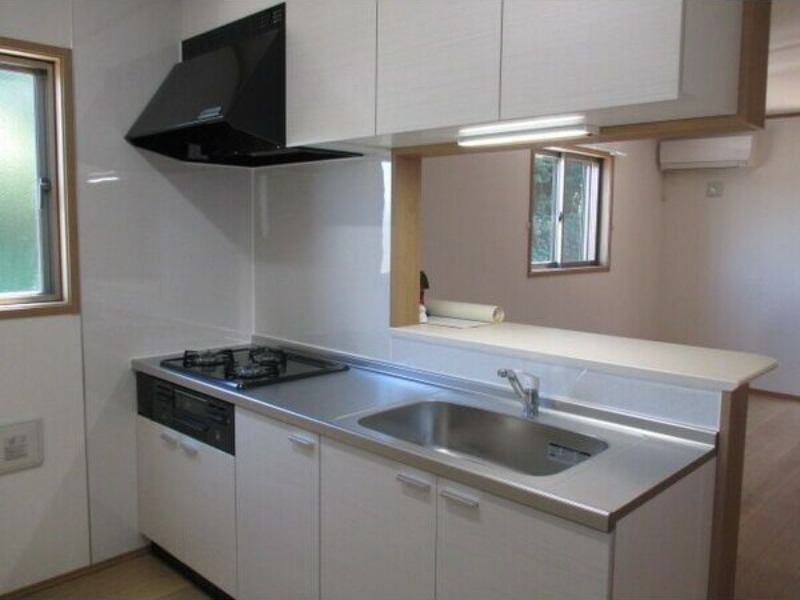 ��ʌ��������܎s�΋�厚�O���̃A�p�[�g�̃L�b�`��