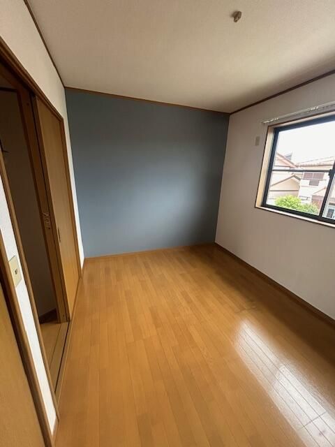 ��ʌ������s����Q���ڂ̃e���X�n�E�X�̂��̑�