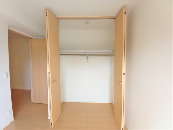 ��ʌ��t�����s�����Q���ڂ̃A�p�[�g�̎��[