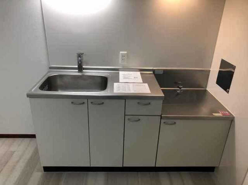 ��ʌ��������܎s������㗎���Q���ڂ̃A�p�[�g�̃L�b�`��