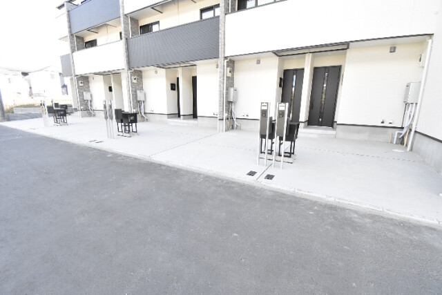 ��ʌ��������܎s���搼��{�P���ڂ̃^�E���n�E�X�̃G���g�����X