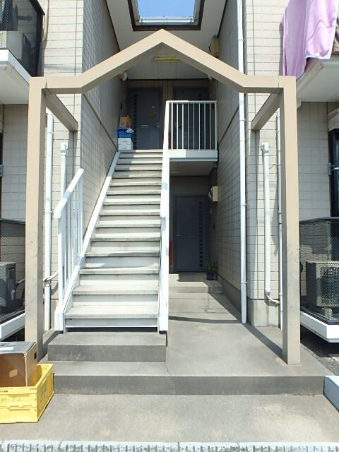 ��ʌ��������܎s������厚�@���̃A�p�[�g�̃G���g�����X