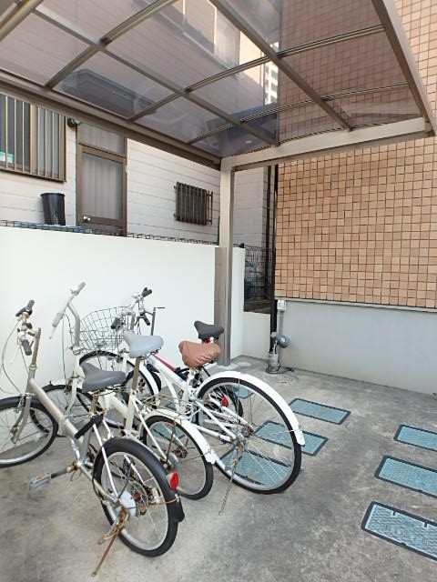 ��ʌ��������܎s������㗎���Q���ڂ̃A�p�[�g�̂��̑�