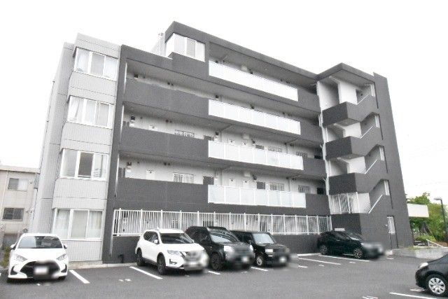 ��ʌ��������܎s�΋�厚���559-2�̃}���V�����̌����O��