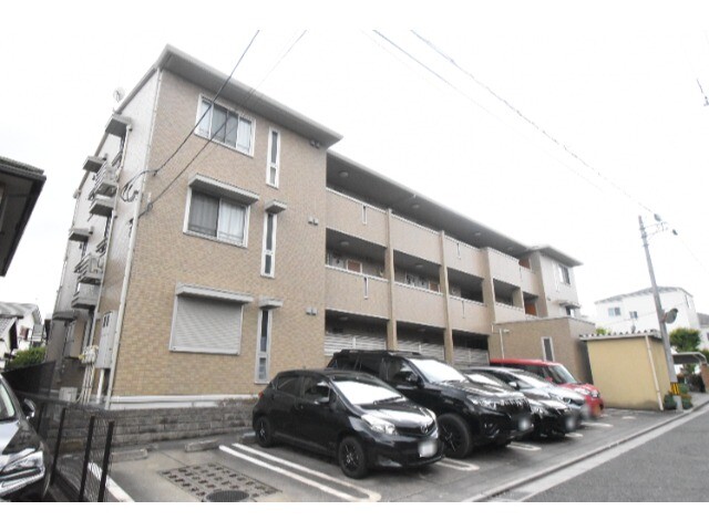 ��ʌ��������܎s��{��V�����Q����928-1�̃A�p�[�g�̌����O��