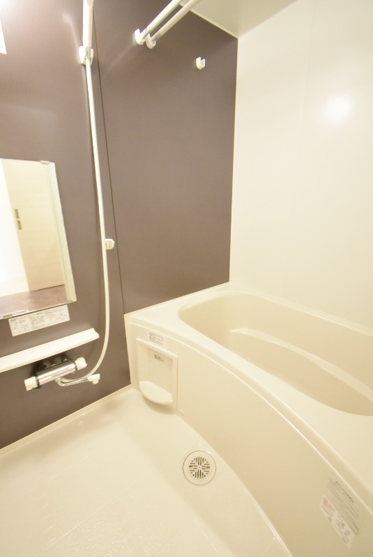 ��ʌ��F�J�s�����P���ڂ̃}���V�����̃o�X