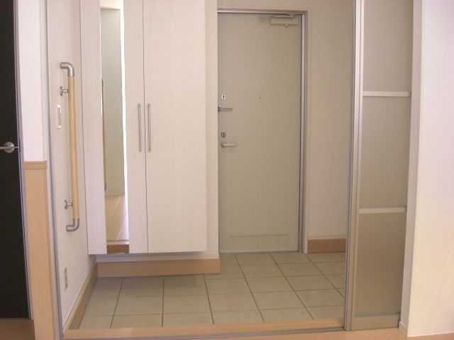 ��ʌ��������܎s��{��V�����Q���ڂ̃A�p�[�g�̌���