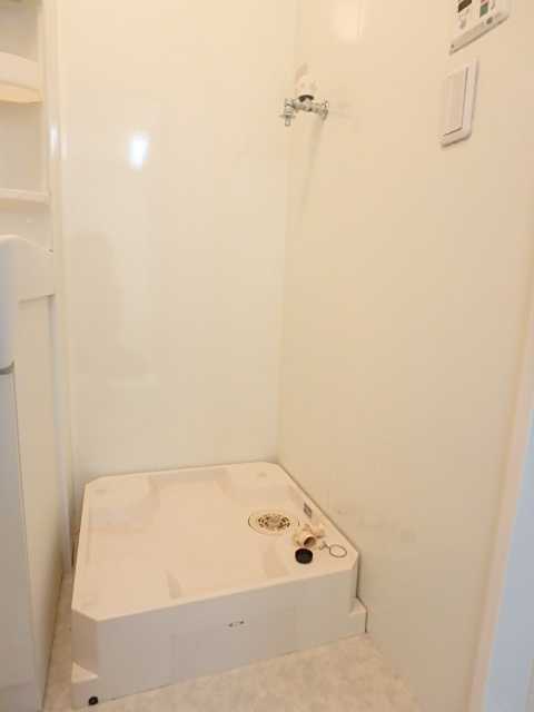 ��ʌ��������܎s��{��V�����Q���ڂ̃A�p�[�g�̂��̑��ݔ�