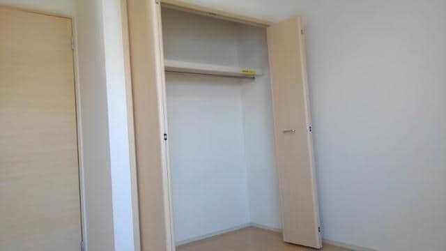 ��ʌ������s��ʖ�̃A�p�[�g�̎��[