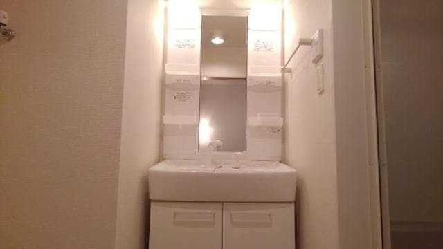 ��ʌ������s��ʖ�̃A�p�[�g�̐��ʏ�