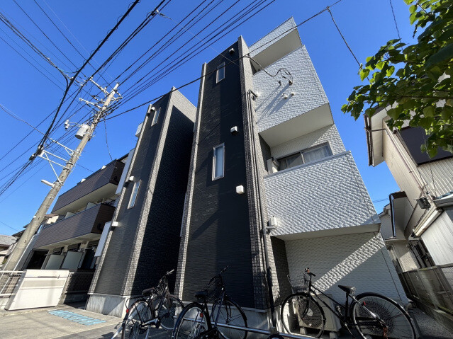 ��ʌ��������܎s����厚�w��2856-76�̃A�p�[�g�̌����O��