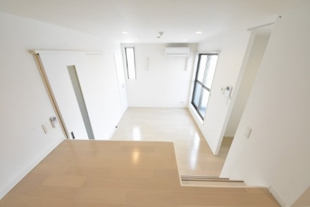 ��ʌ��������܎s����厚�w��̃A�p�[�g�̂��̑������E�X�y�[�X