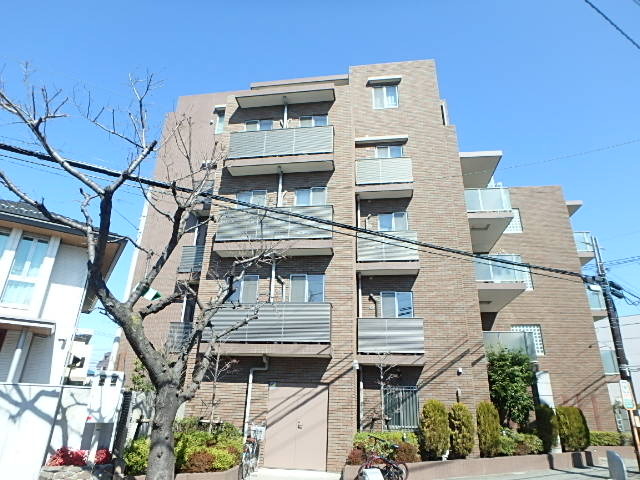 ��ʌ��������܎s��{����ؒ��S���ڂ̃}���V�����̌����O��