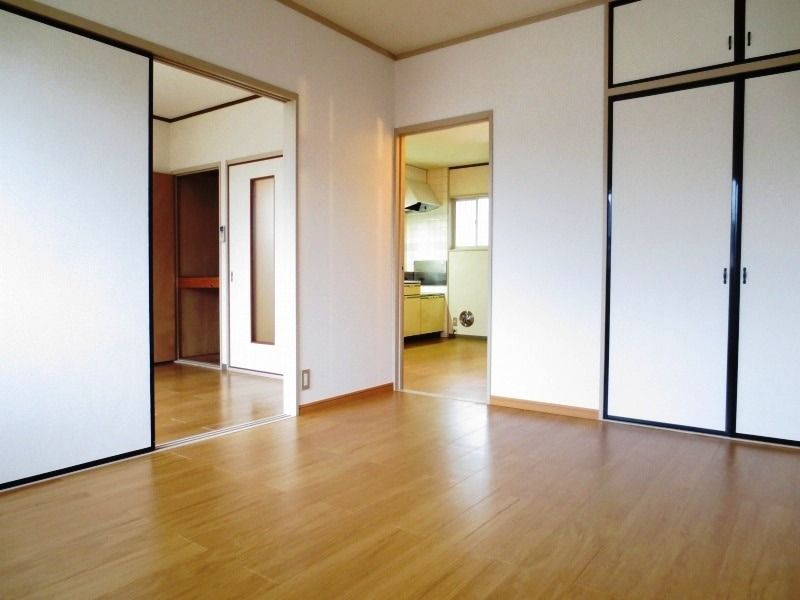 ��ʌ�����s���P���ڂ̃A�p�[�g�̂��̑������E�X�y�[�X