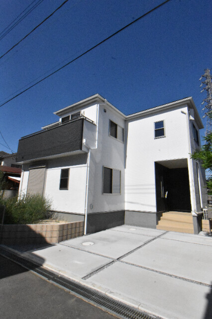 ��ʌ������s���c�̈�ˌ��Ă̌����O��