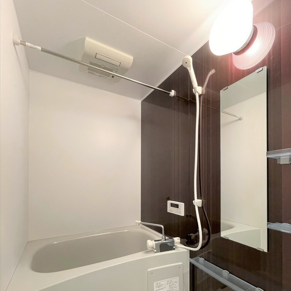 ��ʌ�����s�厚���̃A�p�[�g�̃o�X