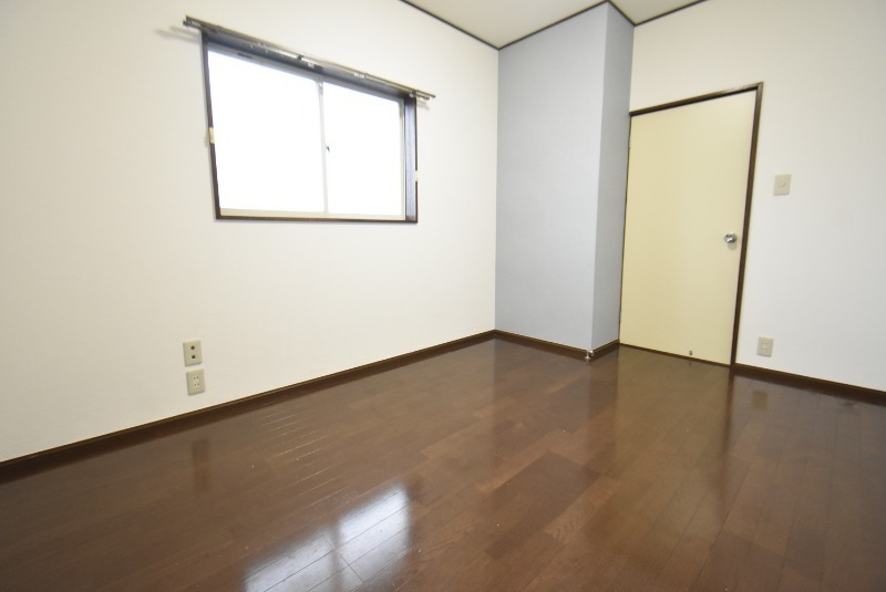 ��ʌ��@�c�s��O���P���ڂ̃A�p�[�g�̂��̑������E�X�y�[�X