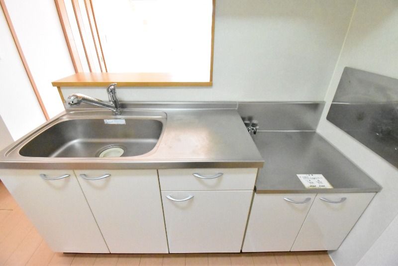 ��ʌ�����s�厚���s���̃A�p�[�g�̃L�b�`��