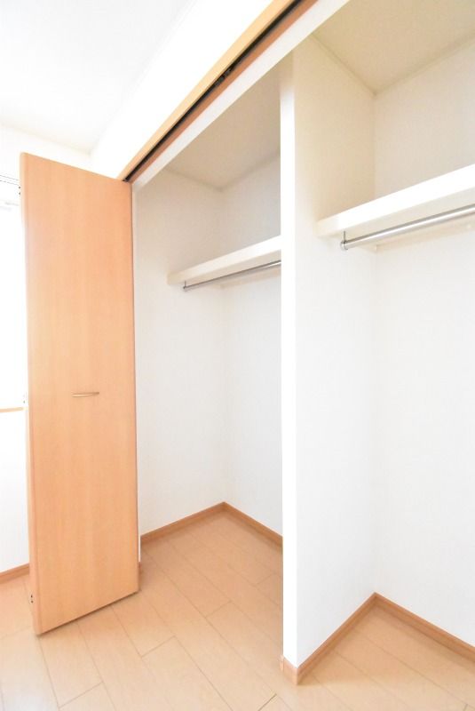 ��ʌ�����s�厚���s���̃A�p�[�g�̎��[