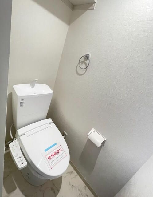 ��ʌ�����s�΋u�P���ڂ̃A�p�[�g�̃g�C��