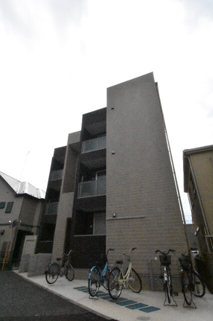 ��ʌ��������܎s������厚����O22-4�̃A�p�[�g�̌����O��