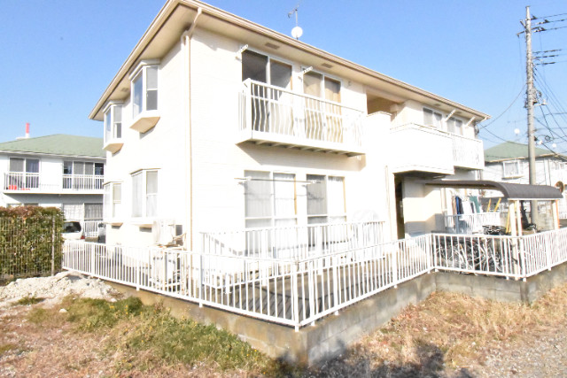 ��ʌ������s�ٓV�T����18-23�̃A�p�[�g�̌����O��