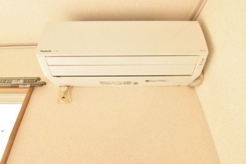 ��ʌ������s�ٓV�T���ڂ̃A�p�[�g�̂��̑��ݔ�