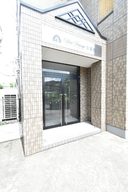 ��ʌ��z�J�s���C�N�^�E���P���ڂ̃}���V�����̃G���g�����X