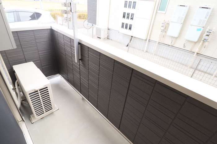 ��ʌ��z�J�s���C�N�^�E���U���ڂ̃A�p�[�g�̃o���R�j�[