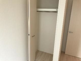 ��ʌ��t�����s�Ԑς̃A�p�[�g�̎��[