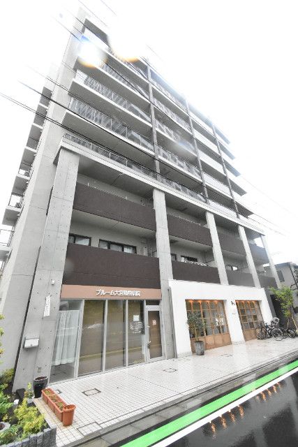 ��ʌ��������܎s��{�撇���R����46�̃}���V�����̌����O��