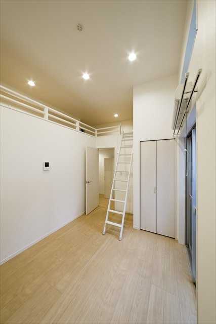 ��ʌ��������܎s�������a�c���P���ڂ̃A�p�[�g�̋��ԁE���r���O