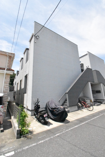 ��ʌ��������܎s�΋�����U���ڂ̃A�p�[�g�̌����O��