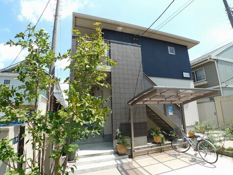 ��ʌ��������܎s������{�����R����2-10�̃A�p�[�g�̌����O��