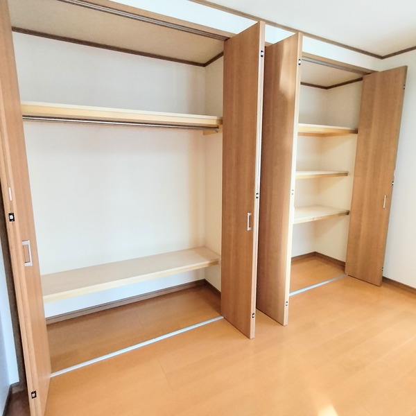 ��ʌ��t�����s���x�̃A�p�[�g�̎��[