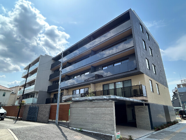 ��ʌ��������܎s��{��㏬���̃}���V�����̌����O��