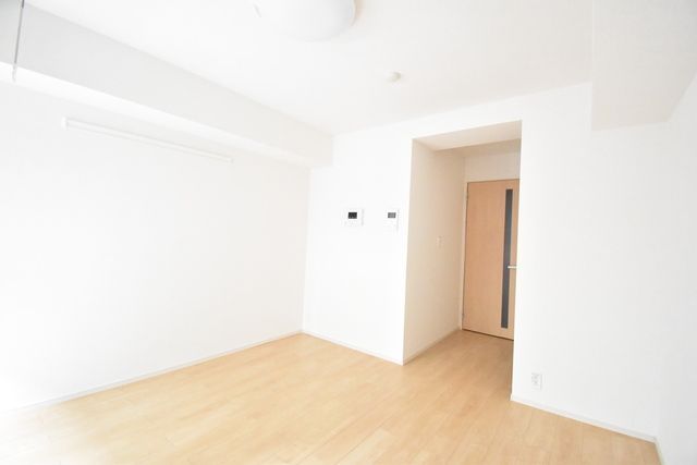 ��ʌ��������܎s�΋挴�R�P���ڂ̃A�p�[�g�̂��̑������E�X�y�[�X