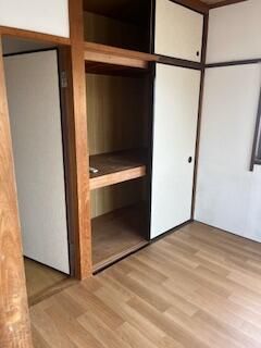 ��ʌ������s���V���ڂ̃A�p�[�g�̎��[