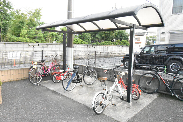 ��ʌ��z�J�s�����P���ڂ̃A�p�[�g�̂��̑�