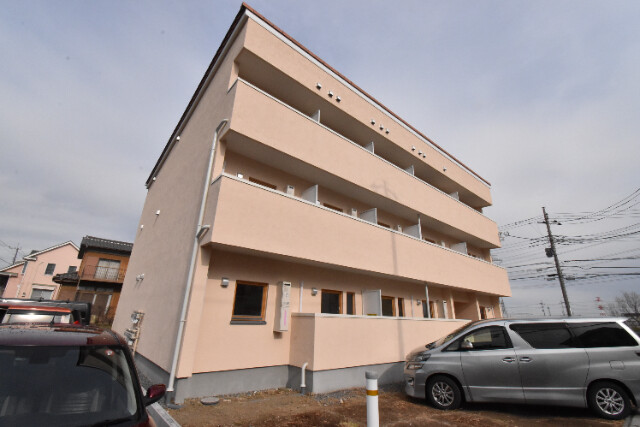 ��ʌ�����s������T���ڂ̃A�p�[�g�̌����O��