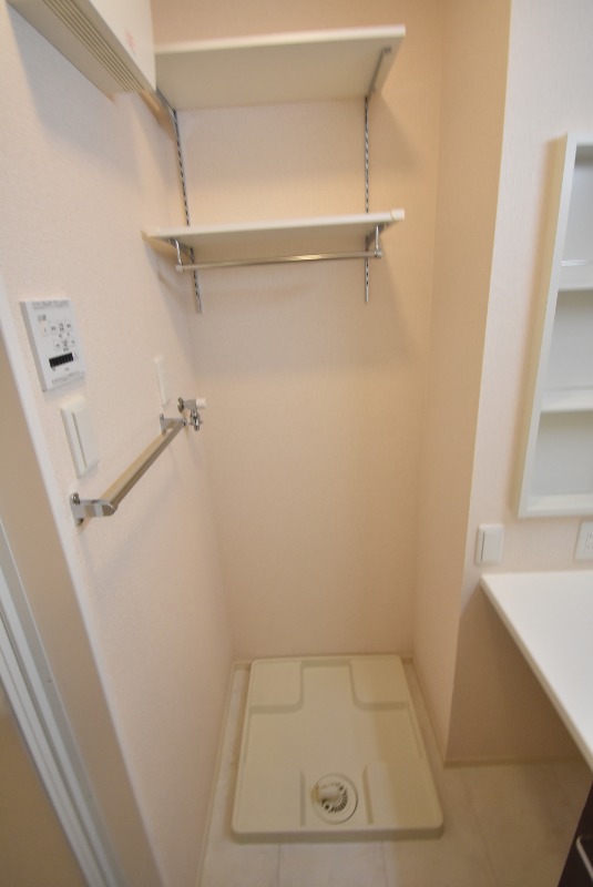 ��ʌ��������܎s�k����i���Q���ڂ̃A�p�[�g�̂��̑�